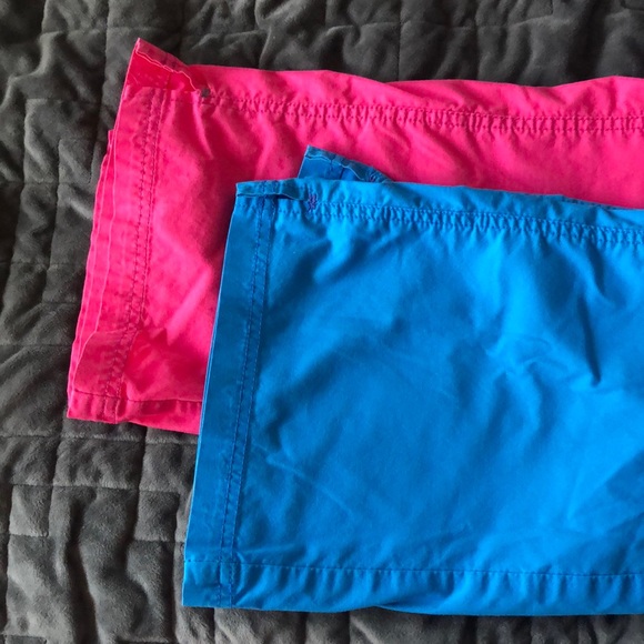 Women’s scrubs - Picture 2 of 3